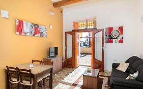 Quayside Apartments